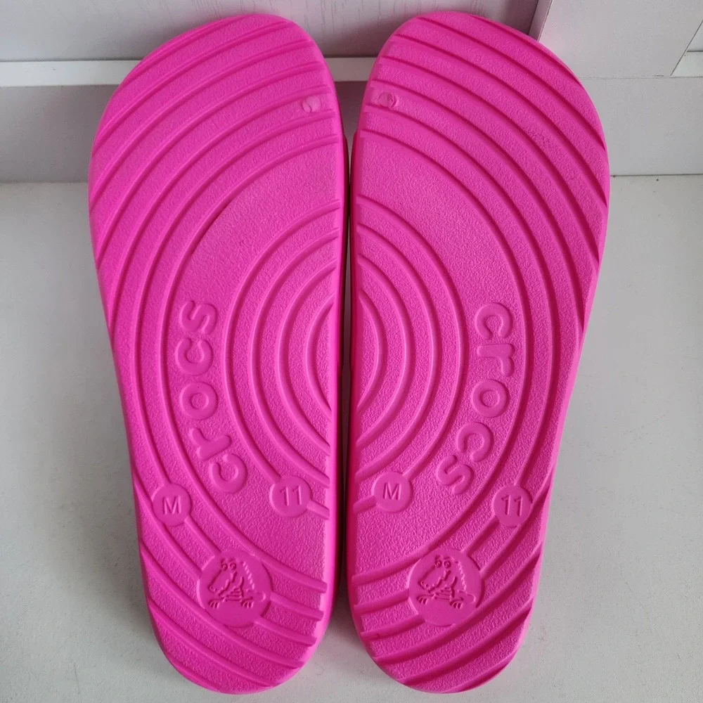 Crocs Classic Slide Sandals Mens 11 / Womens 13 Electric Neon Pink Crush  Barbie